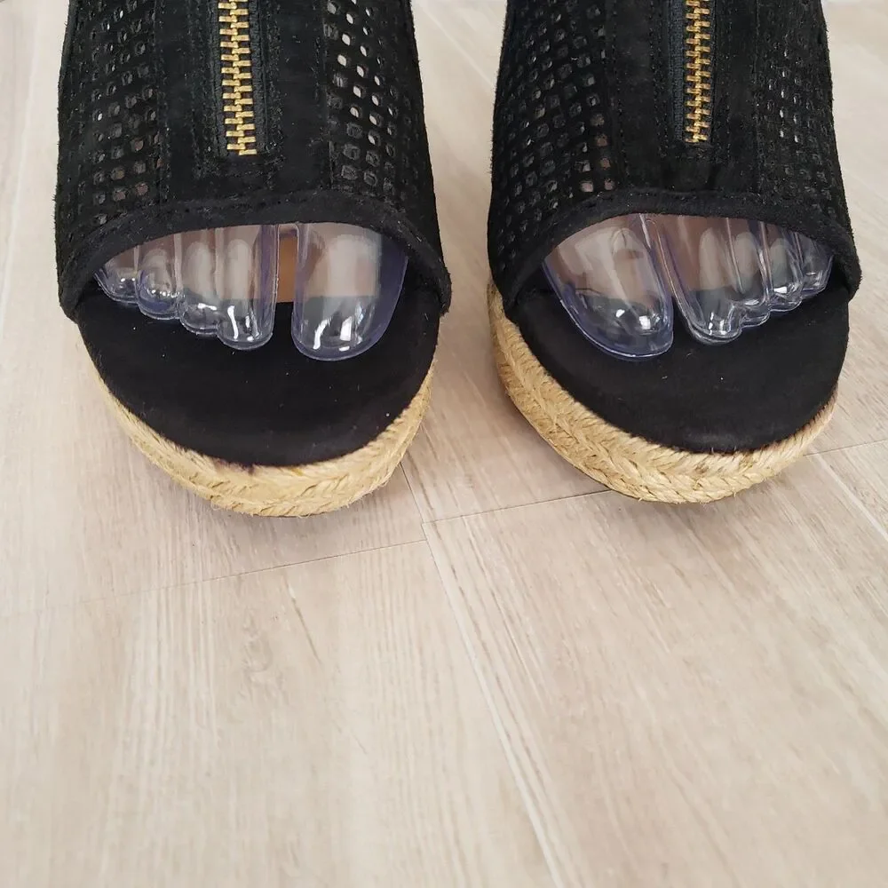 Sofft Black Suede Raffia Wedge Sandals Perforated Leather Sz 7.5 Ankle Strap